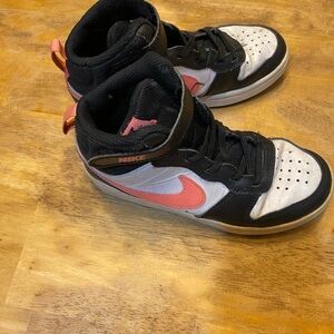 Girls high top shoes size 13c